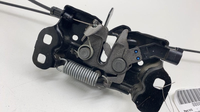 2019 2020 2021 2022 Ram 2500 Hood Lock Latch w/ Cable 68361149AB Assem