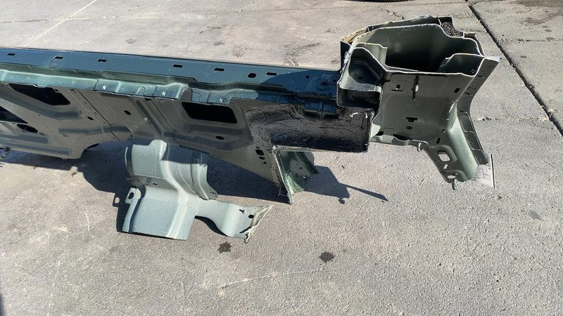 ⭕ 2022 Rivian R1T Driver Left Side Quarter Panel Forest LH Green - EXP006