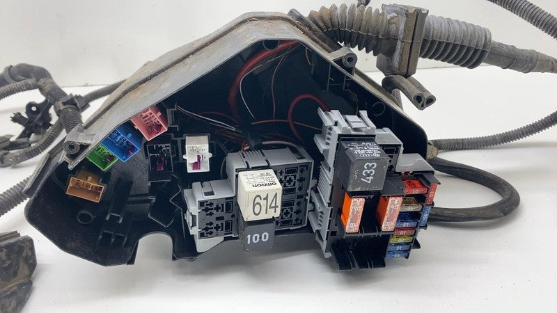 2011-2014 Porsche Cayenne Engine Bay Junction Fuse Relay Box & Wiring