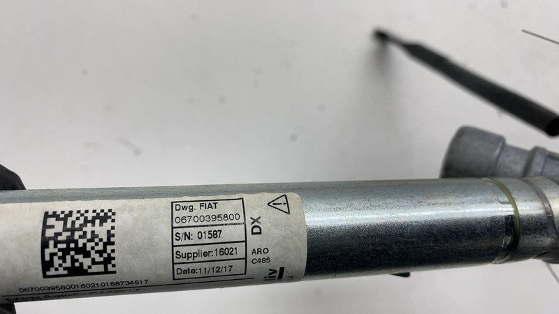 ⭕17-20 Maserati Levante Front Passenger Seat Belt Pretensioner Right 0