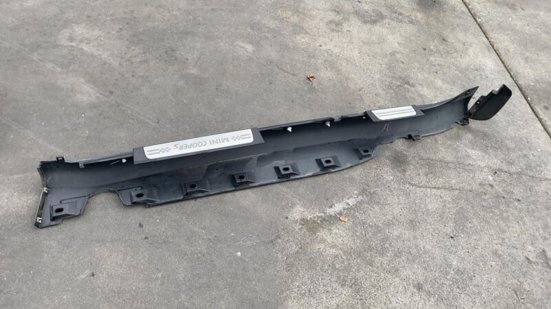 9801888 ⭕ 2011-2016 Mini Cooper S Countryman Right Skirt Rocker Panel Cover RH 9801888
