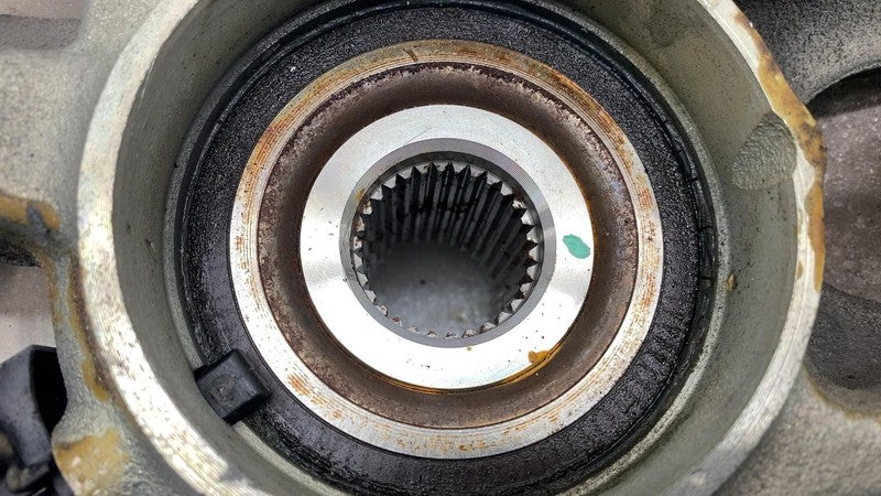 A1663570105 16-19 Mercedes-Benz GLE350 Rear Left Spindle Knuckle w/ Hub & Speed Sensor RWD