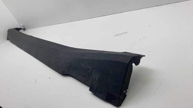 32259230 ⭕ 21-23 Polestar 2 Passenger Side Rocker Skirt Panel Molding Trim Right 32259230