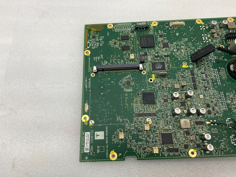101589700F ⭕ 16-20 Tesla Model S Media Control Unit Motherboard Electronics 1015897-00-F