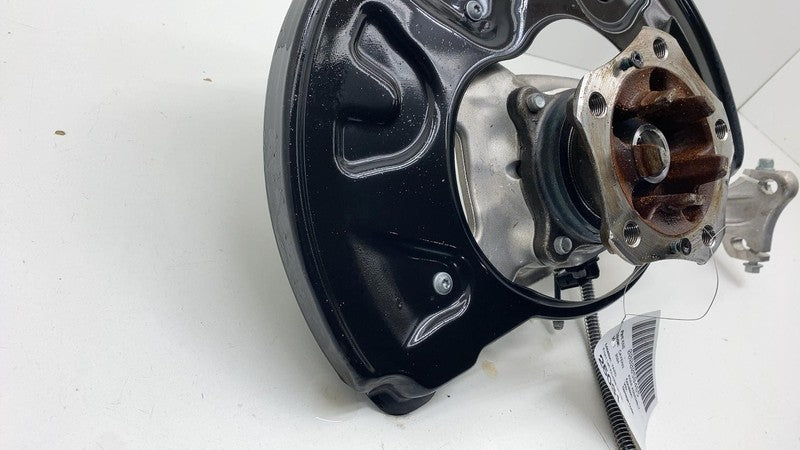 9Y0 407 241 C ⭕ 19-24 Porsche Cayenne Front Left Spindle Knuckle Hub w/ Dust Shield 9Y0407241C