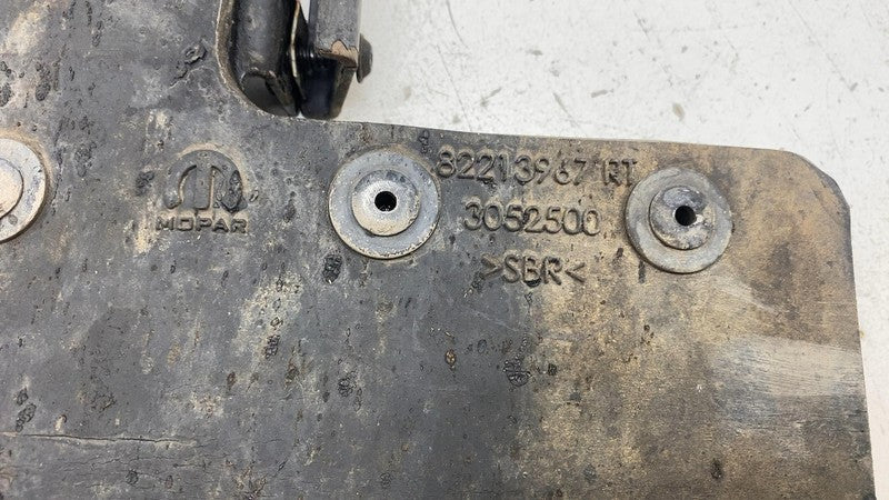 82213967AB ⭕ 14-23 RAM ProMaster 2500 Front Right Mopar Splash Shield Mud Guard 82213967AB