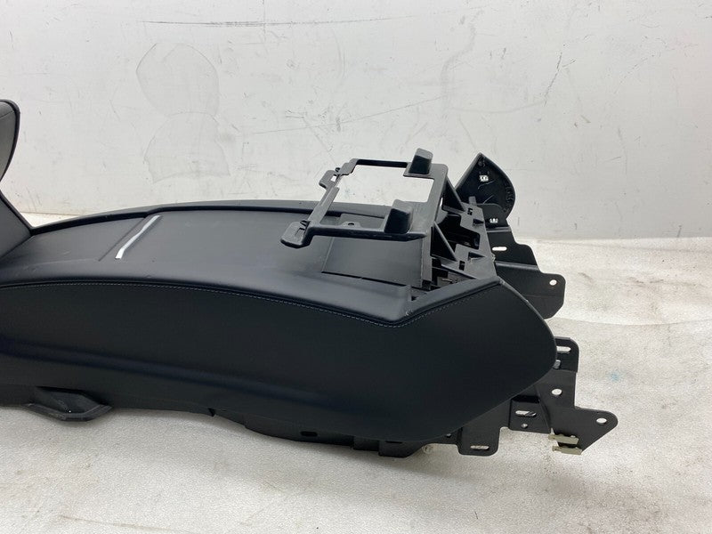1057656 00 B ⭕ 2017-2020 Tesla Model X MX Front Center Console w/ USB Cable Media Harness