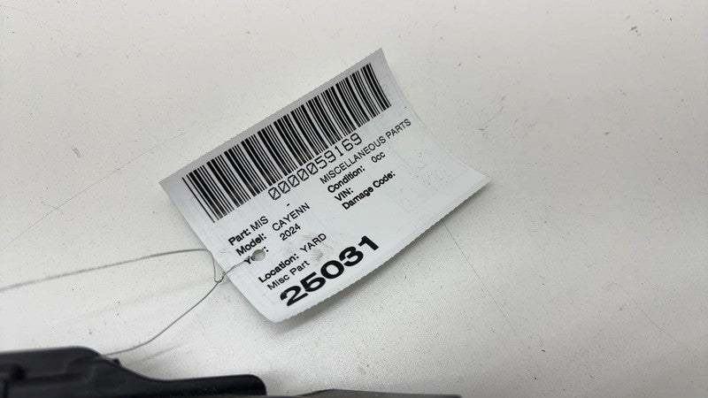 9Y0 807 161 H ⭕ 2019-2024 Porsche Cayenne Left Front Bumper Air Guide Inner Duct 9Y0807161 OEM