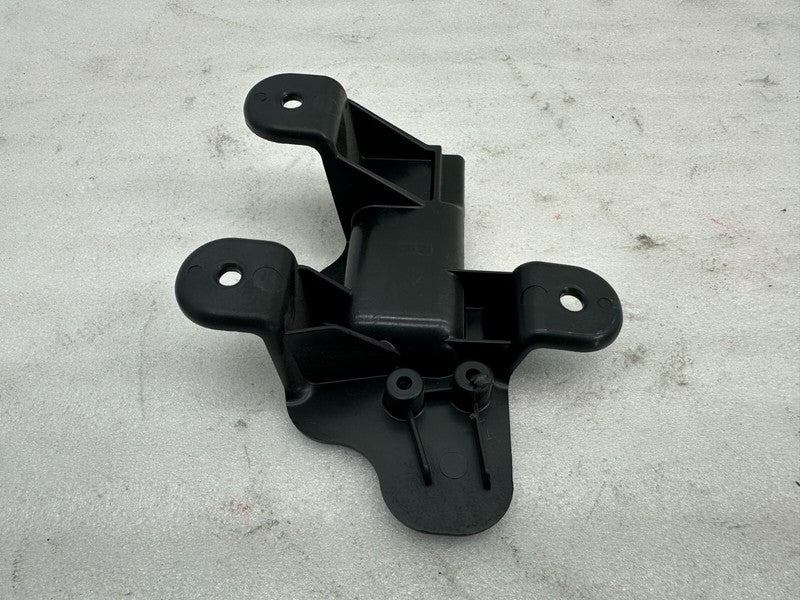 1008404 00 C ⭕ 2012-2020 Tesla Model S Rear Side Door Opener Mount Bracket Right 1008404-00-C