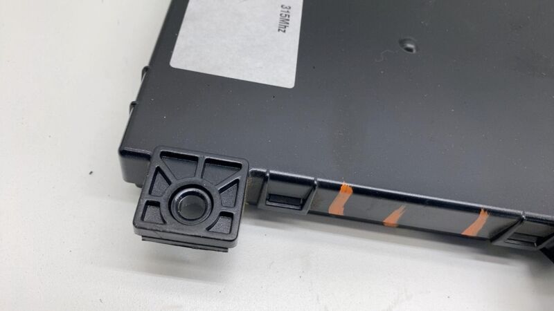 101090600F 2012-2020 Tesla Model S Body Controller Control Module 315MHZ + Smart Key Remote