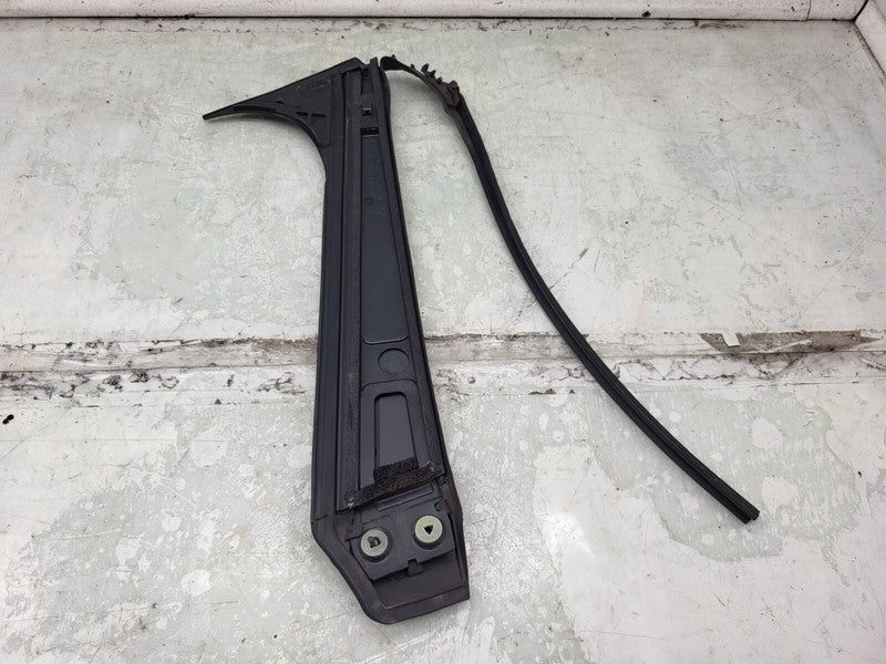 1032364 00 C ⭕ 16-20 Tesla Model X Right B-Pillar Applique Glass w/ Rubber Seal 1032364-00-C