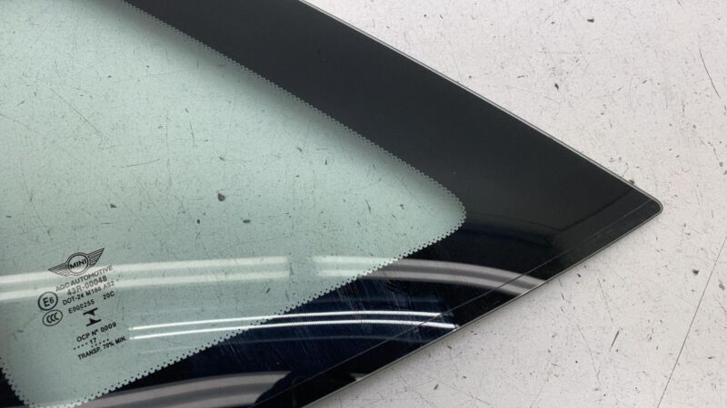 732873 ⭕ 2015-2020 Mini Cooper S Rear Driver Side Quarter Window Glass Left LH Assembly