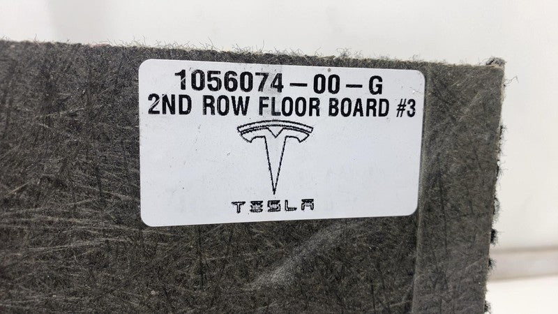 ⭕ 16-20 Model X 7-Seater 2nd Row Floor Carpet Mat Trim Panel Cover 105