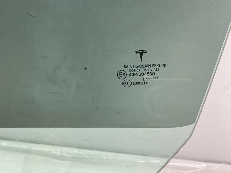 43R-004530 ⭕ 2017-2019 Tesla Model 3 Front Driver Side Door Window Glass Left (Single Pane)