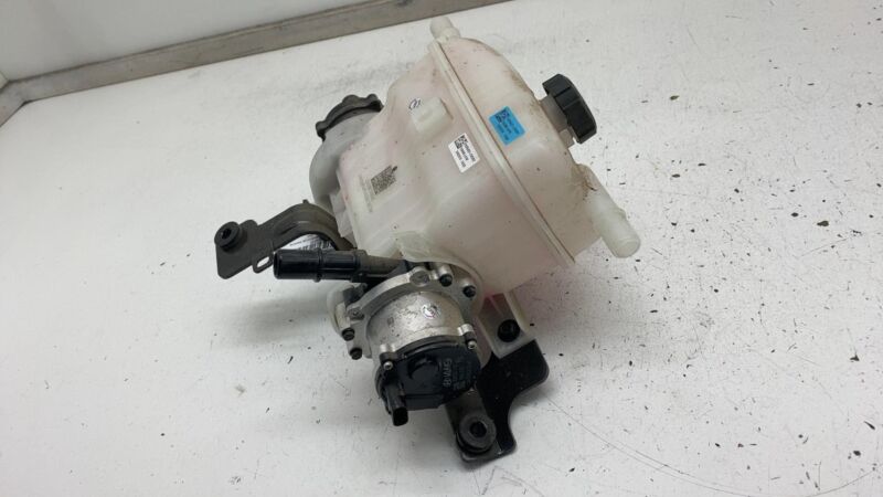 H25431CV002 2022-2024 Kia EV6 Radiator Coolant Reservoir Expansion Tank Electric Water Pump