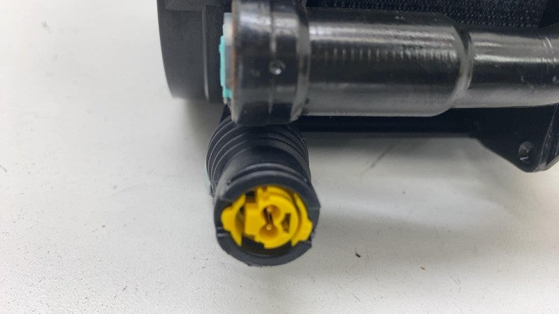 ⭕ 20-23 Tesla Model Y Front Right 1st Row Seat Belt and Retractor 1493