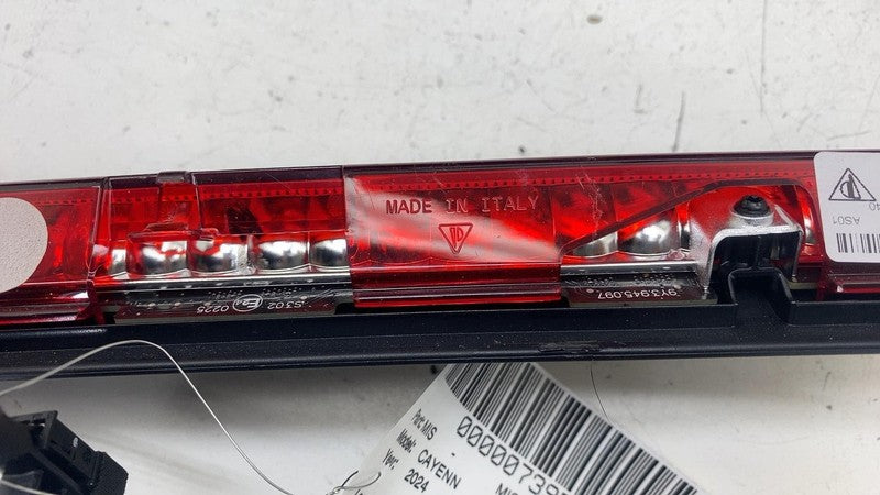 9Y3945097D ⭕ 2020-2024 Porsche Cayenne High Mounted Trunk Brake Stop Light Lamp 9Y3945097D
