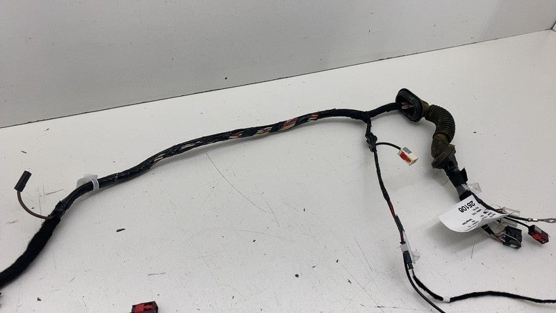 ⭕ 20-24 Model Y MY Rear Trunk Liftgate Harness w/ Antenna Amplifier 14