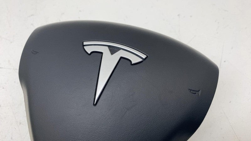 109683500J ⭕ 2017-2023 Tesla Model 3 Front Driver Steering Wheel Safety Airbag 1096835-00-J