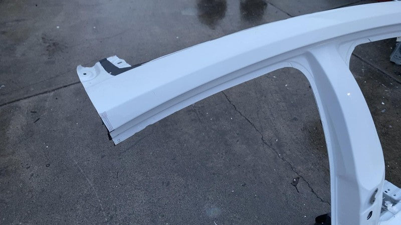 ⭕ 2023-2025 Toyota Prius Passenger Side Center B-Pillar Body Frame Cut