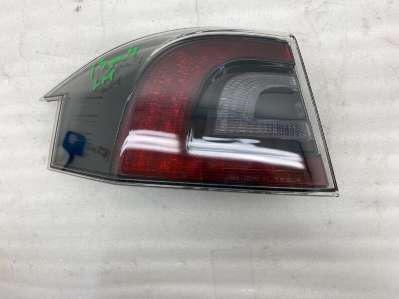 600591800C 2012-2022 Tesla Model S MS Rear Driver Side Taillight LED Outer Tail Lamp Left