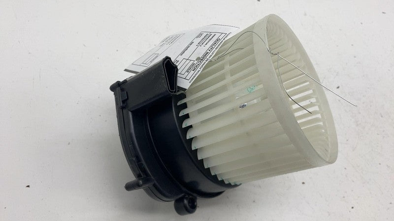⭕ 2022-2025 Rivian R1S Rear HVAC A/C Heater Air Blower Fan Motor w/ Module OEM