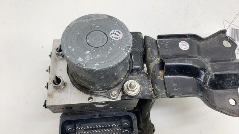 ⭕ 2020 2021 2022 Toyota CHR ABS Pump Anti Lock Brake Module w/ Bracket Assembly