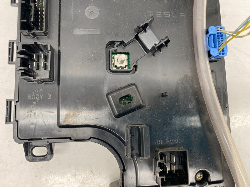 107867300H ⭕ 17-23 Tesla Model 3 Left Low Voltage Body Control Unit Module LH 1078673-00-H