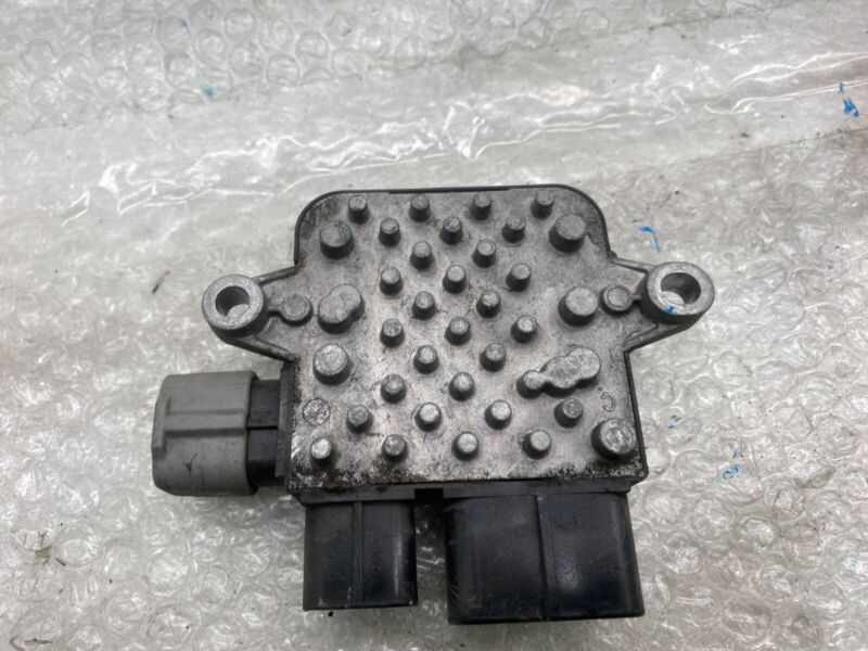 2012-2020 Tesla Model S Driver Side Cooling Fan Relay Control Module Unit Left