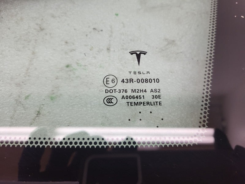 E6 43R-008010 ⭕ 2012-2020 Tesla Model S Rear Passenger Side Quarter Fixed Glass Right Assembly