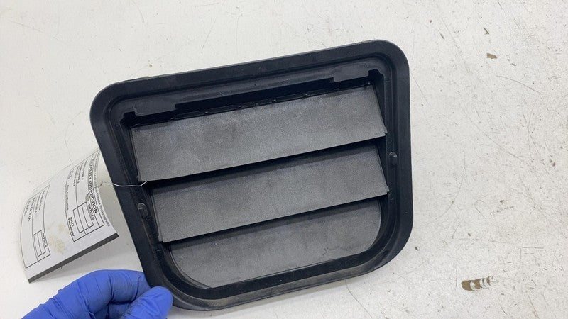 31369380 ⭕ 21-24 Polestar 2 Rear Left or Right Quarter Air Drafter Pressure Vent 31369380