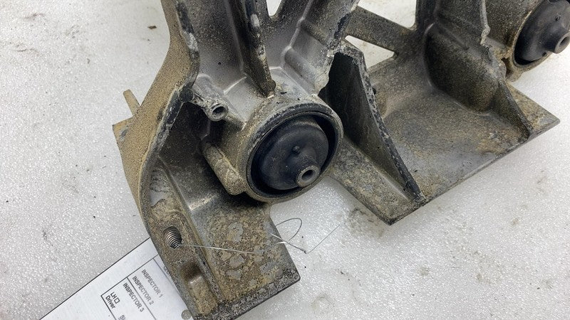 1500696-00-B 2017-2023 Tesla Model 3 Y Back Up Battery Mount Support Bracket 1500696-00-B