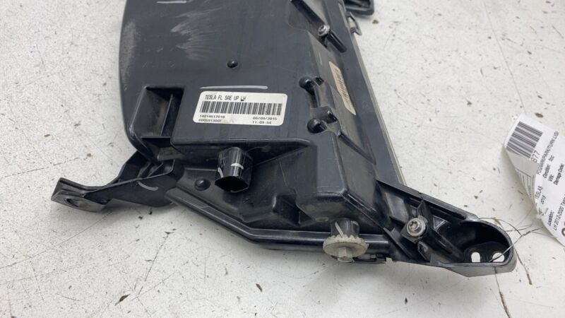 600591300F 2012-2020 Tesla Model S Front Driver Side LED Fog Light Cornering Lamp Left Assy