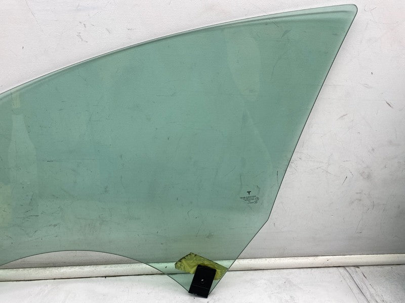 43R-004530 ⭕ 2017-2020 Tesla Model 3 Front Passenger Door Window Glass Right (Single Pane)