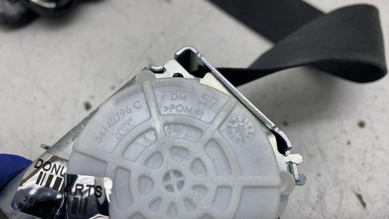 ⭕ 2023 Jeep Wrangler 4XE JL Rear Left 2nd Row Seat Belt & Retractor P6