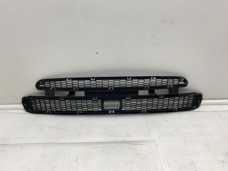 1038211 00 A ⭕ 12-15 Model S MS Front Bumper Mesh Grille to suit w/ Sensor Slot 1038211-00-A