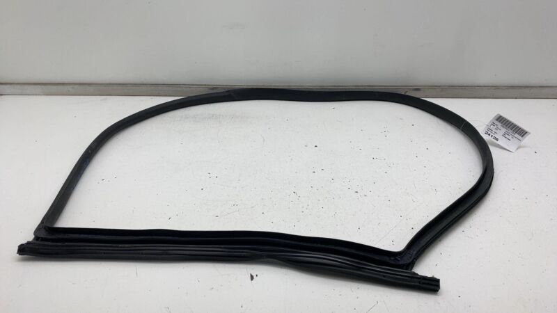 191098600D ⭕ 24-25 Model 3 Rear Right Primary Body Weatherstrip Rubber Seal RH 1910986-00-D