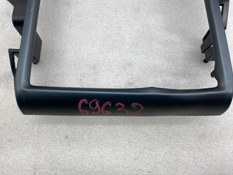 1083948-00 ⭕16-20 Model S Media Control Unit Touch Screen Trim w/ Control Switch 1083948-00