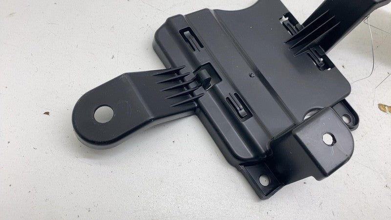 32214057 ⭕ 2021-2024 Polestar 2 Telematics Module Unit Bracket Mount Holder 32214057
