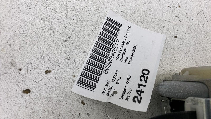 101946902B ⭕12-20 Tesla Model S Front Passenger Side Seat Belt Retractor Right 1019469-02-B