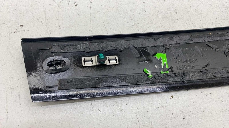 6818712AE ⭕ 17-25 Chrysler Pacifica Front Right Door B-Pillar Applique Molding 6818712AE