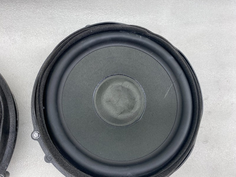 100483304A ⭕ 12-20 Model S X Front Left / Right Door Audio Speaker Mid Woofer 1004833-04-A