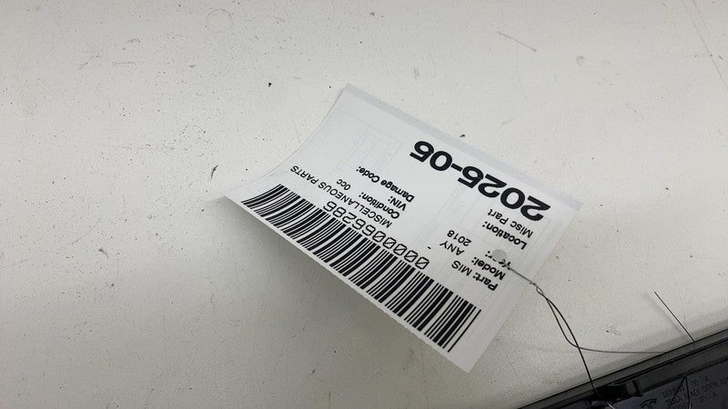 ⭕ 2024-2025 Tesla Cybertruck Passenger Bedside Sail Applique Right 174