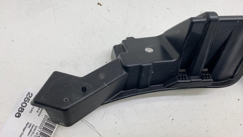 51647368157 ⭕14-21 BMW i3 I01 Front Driver Fender Mount Support Bracket Left LH 51647368157