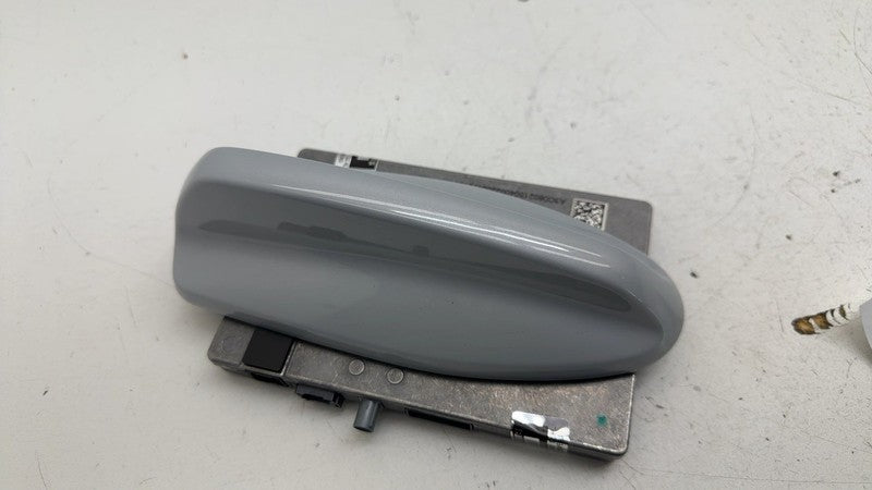 32364060 ⭕ 2021-2024 Polestar 2 Roof Exterior Shark Fin Antenna Module w/ Cover 32364060