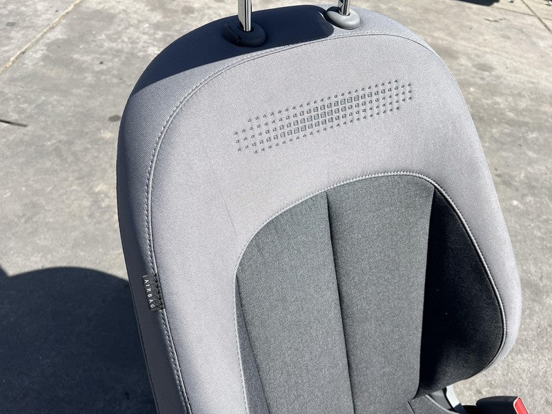 881P6-GI200 ⭕ 2022 2023 Hyundai Ioniq 5 Front Passenger Side 1st Row Seat Cloth Right Gray