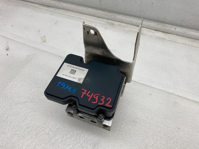 1037797 00 D 2016-2020 Tesla Model S MS Anti-Lock ABS Brake Pump Module Assembly 1037797-00-D