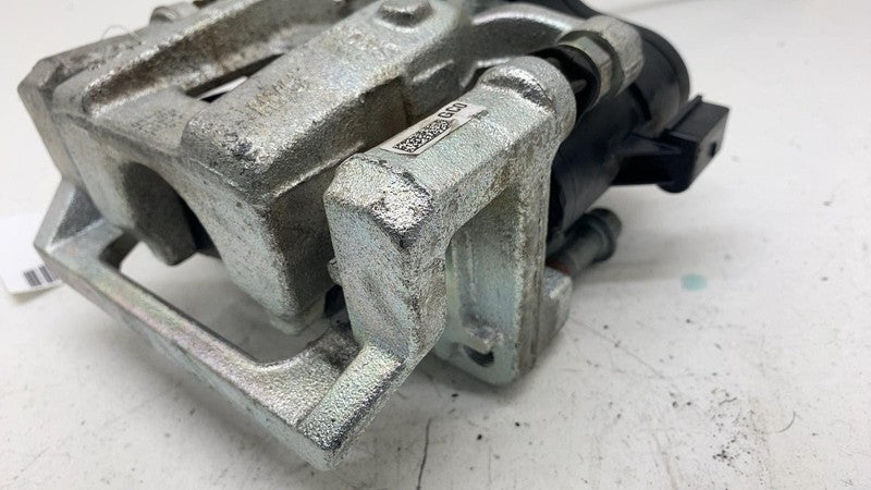 ⭕ 2022-2024 Hyundai Ioniq 5 Rear Driver Side Brake Caliper w/ Actuator Left OEM