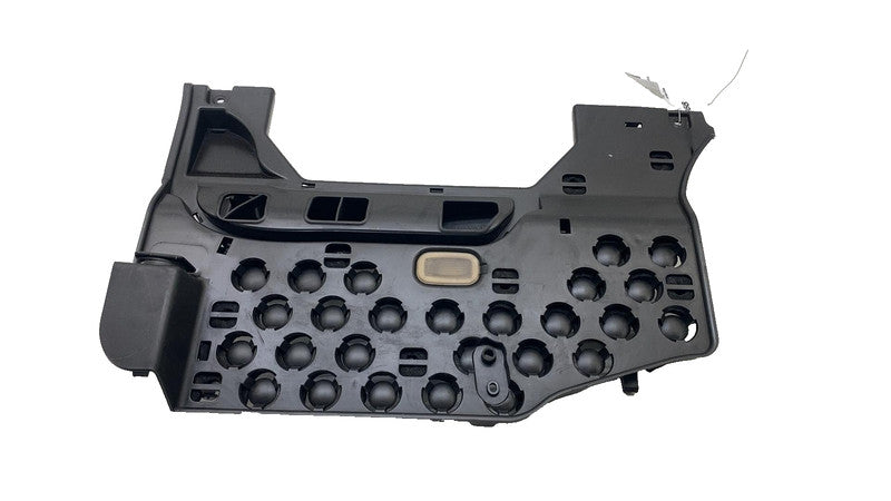 A 297 680 41 07 ⭕ 2022 Mercedes-Benz EQS 450+ Right Lower Under Dash Footwell Cover A2976804107