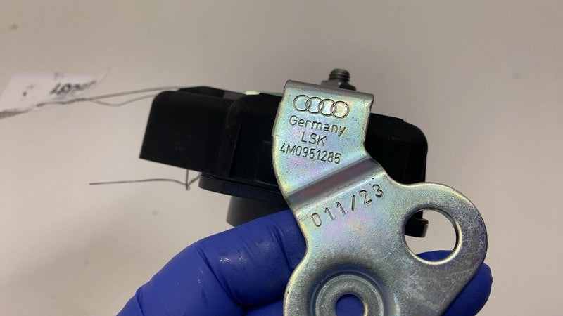 4M0.951.285 ⭕ 2024 Porsche Cayenne Anti-Theft Alarm Siren Tone Horn w/ Bracket OEM 4M0951285